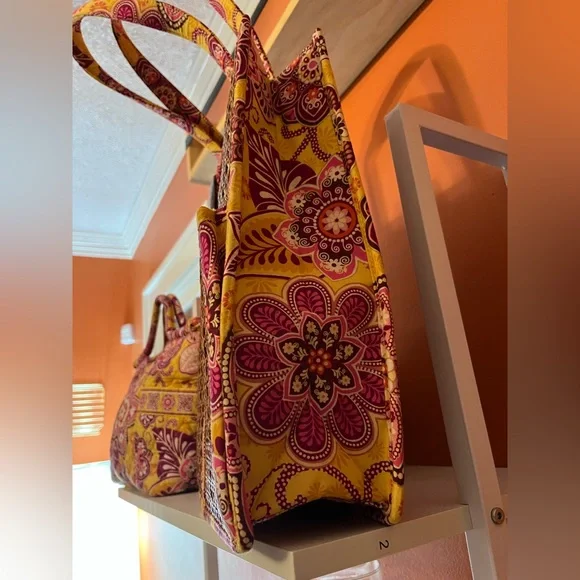 VERA BRADLEY Bali Gold Bundle Set 🌟🌹 - Picture 9 of 16